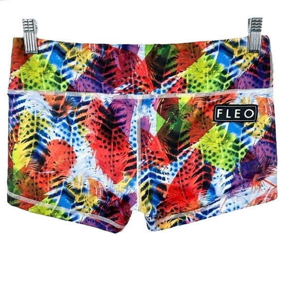 FLEO Wild Feather Shorts (Original) size Medium - Picture 4 of 7